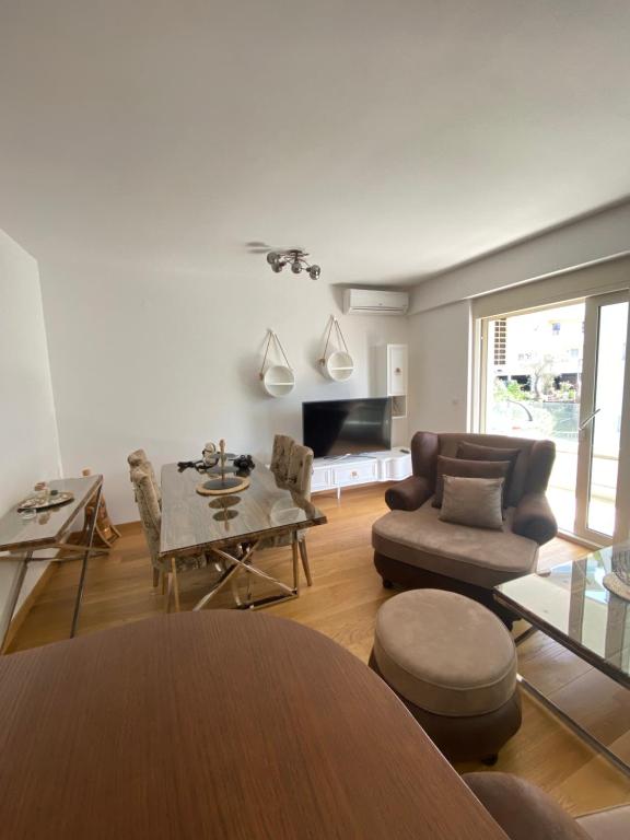 Lux Apartment Meecoon Rafailovići - B&B Rafajlovići
