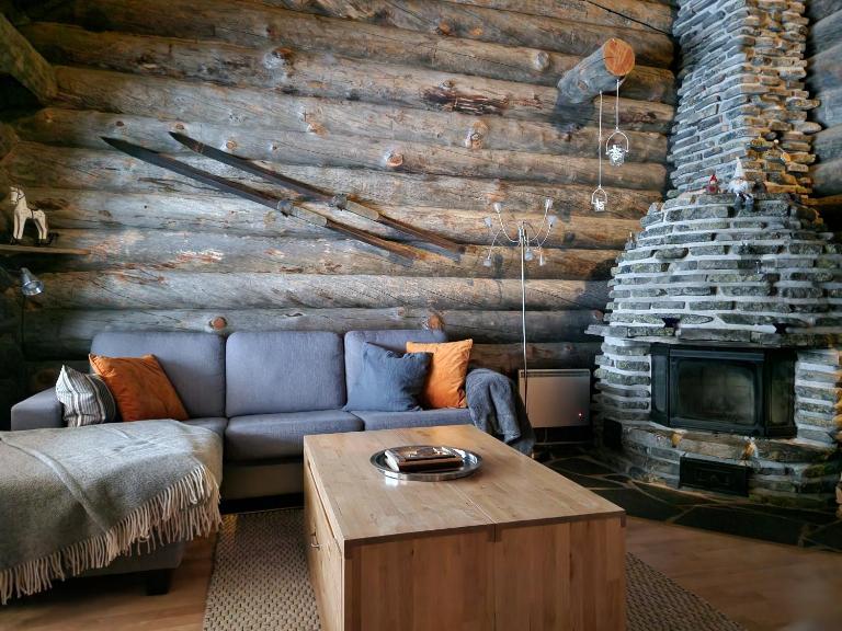 Tokkapirtti B2 Log cabin near Levi center in a peaceful neighbourhood - Chambres d'hôtes Levi