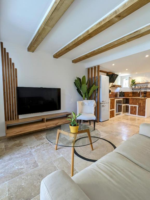Évasion au calme - Duplex cosy avec piscine & tennis - Chambres d'hôtes Saint-Vallier-de-Thiey
