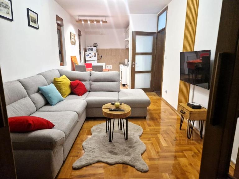 Apartment Holiday - B&B Kolašin
