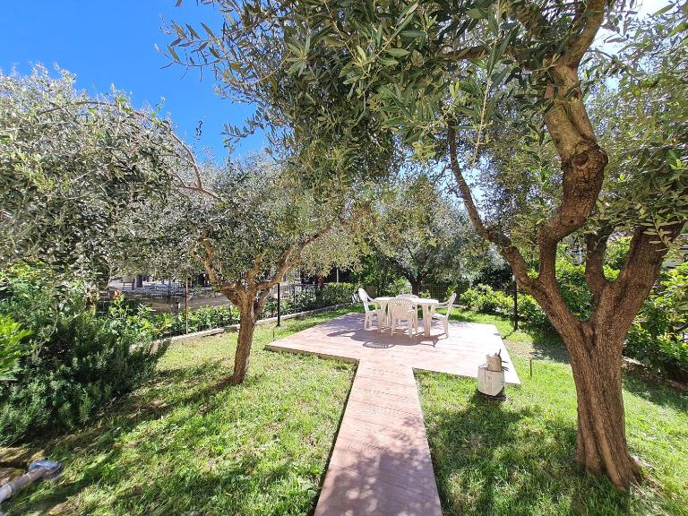 Appartamento Pederzoli - B&B Peschiera del Garda