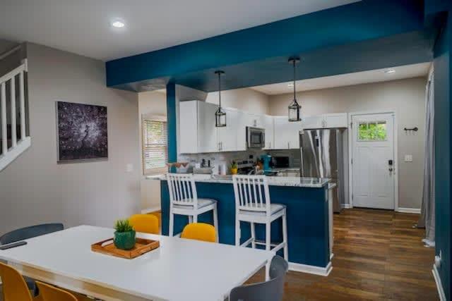 Housepitality - The Lilley Pad - Near Downtown - B&B Columbus
