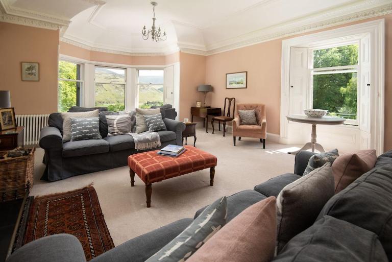 Mossfennan House & Annexe - B&B Drumelzier