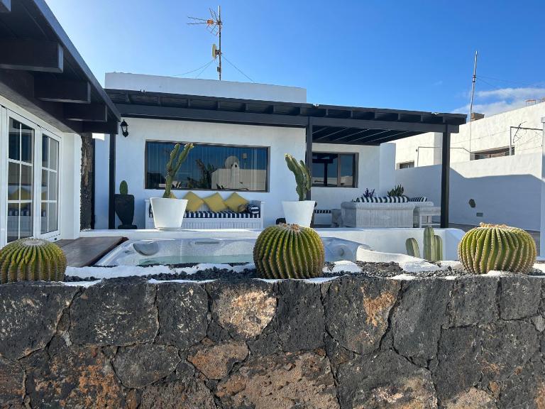 Casa LuÁn - B&B Guatiza