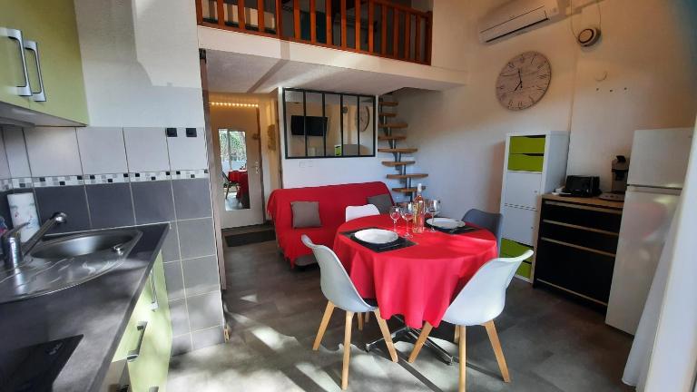 Appartement 2 pièces mezzanine avec piscine - B&B Le Cap d'Agde