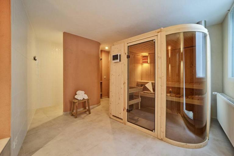 Moseltraum - Großzügiges Townhouse mit Sauna & Sonnenterrasse - Platz für 6 Personen - Marvin Jeske Retreats - Ferienwohnung Ürzig