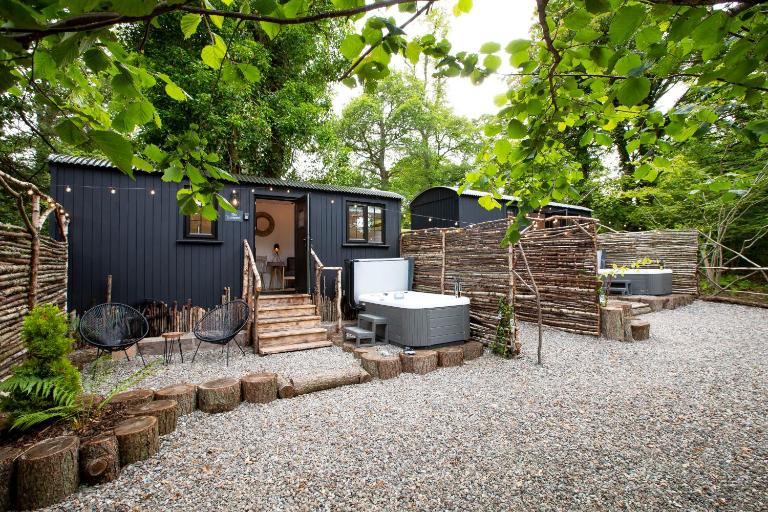 The Mar Huts - The Lomond Hut - B&B Drymen