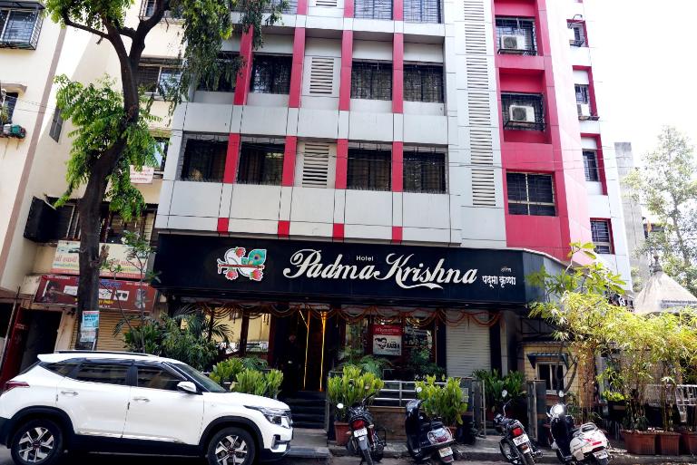 Hotel Padma Krishna - B&B Pune
