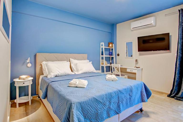 Mon Repos Retreat, Corfu Serviced Accommodation - B&B Anemómylos