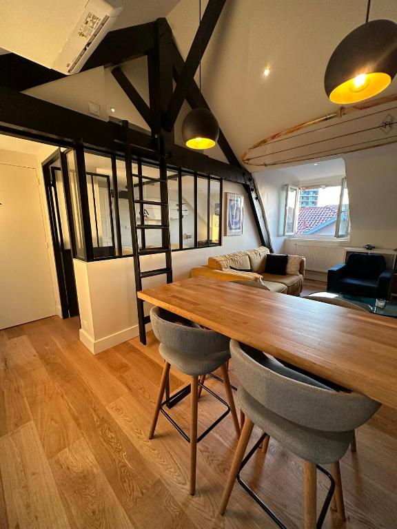 Superbe appartement plein centre de Biarritz - B&B Biarriz