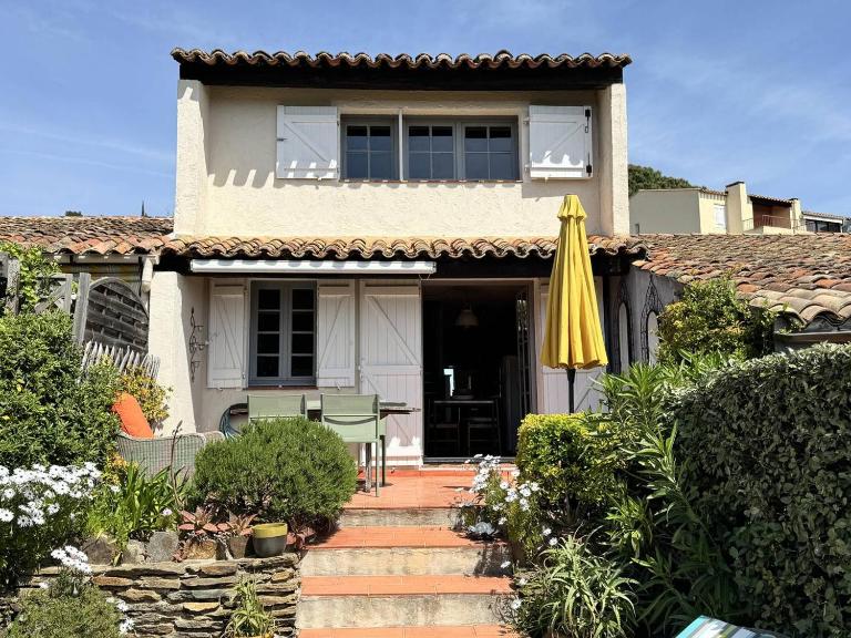 Mas 2 chambres avec vue mer, piscine, Wi-Fi - FR-1-726-10 - Ferienwohnung La Croix-Valmer