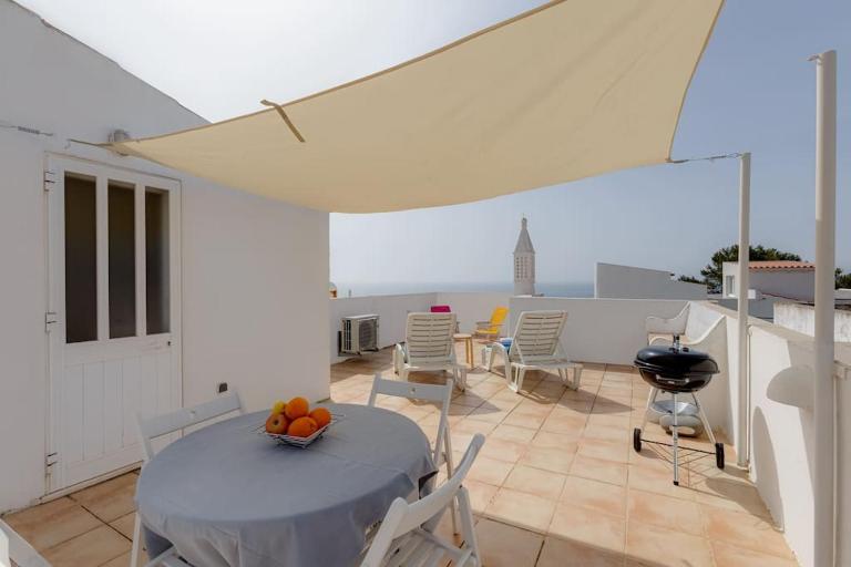 SOLEMAR - Ocean view 1 bedroom apart for 4 in Carvoeiro - B&B Carvoeiro