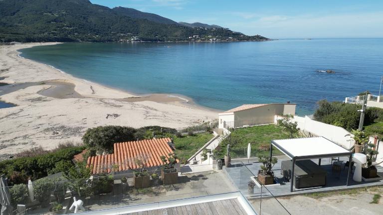 Villa La Liscia - Bed and Breakfast Calcatoggio