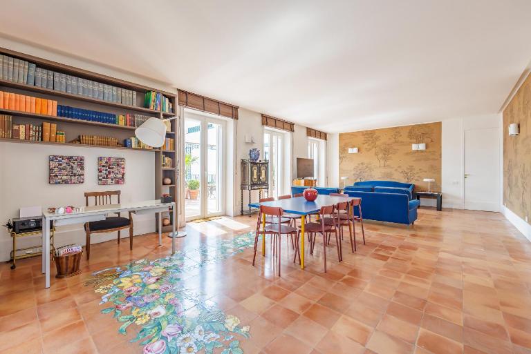 Terrazza Monteroduni 16 - Bed and Breakfast Napels