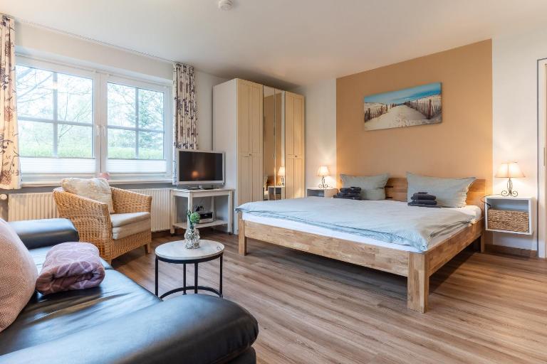 Huus Avelia Appartement EG - B&B Sankt Peter-Ording