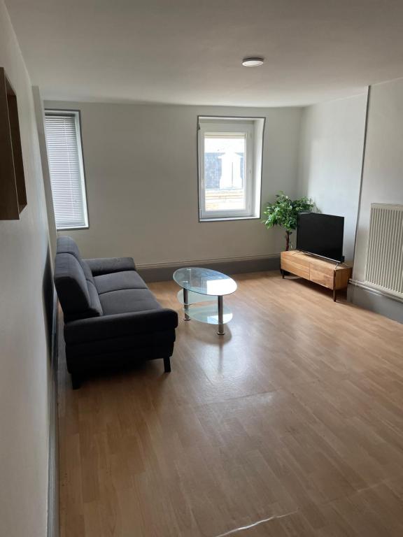 Bel appartement 2 chambres n11 - B&B Moulins