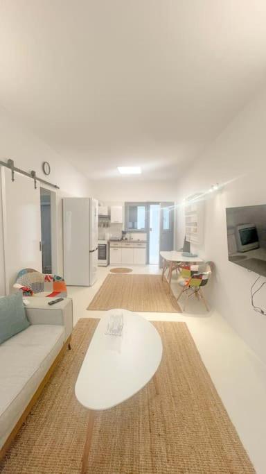 Aggelos Apartment Central in Antiparos - B&B Antíparos