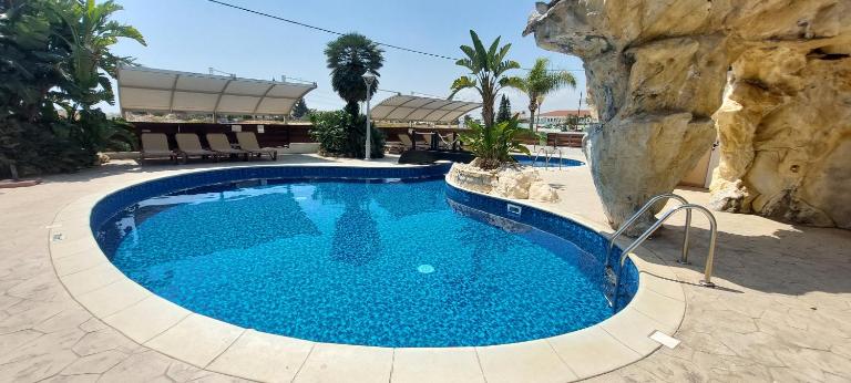 Pyla Palms Resort - 1 bedroom - Chambres d'hôtes Pýla
