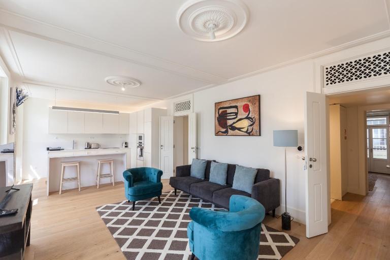 FLH Downtown Central Stylish Apartment - B&B Lisbona