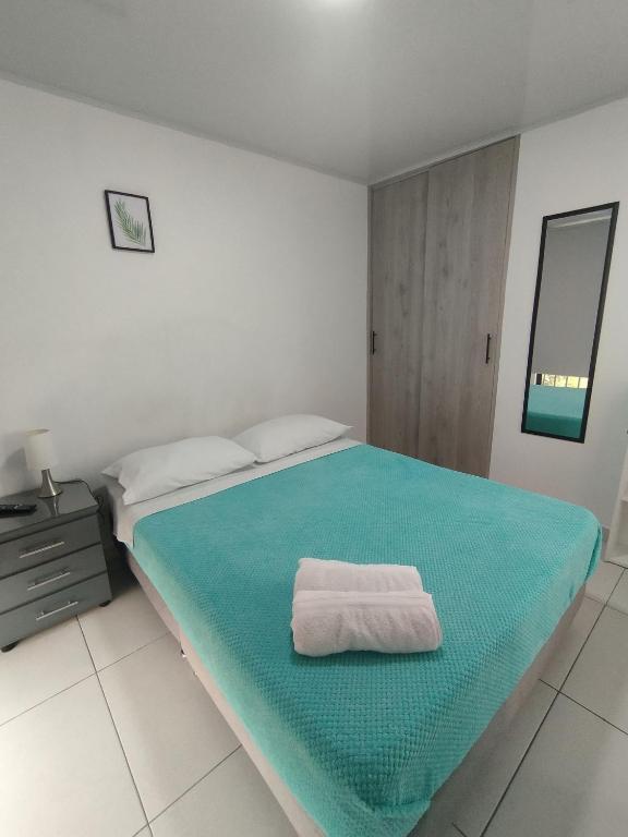 GURUS FR | Teletrabajo, Circunvalar, Arboleda - Chambres d'hôtes Pereira
