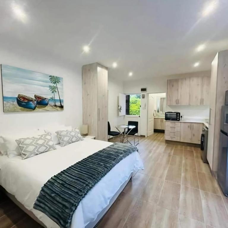 Avonlea Guest House - B&B Kloof