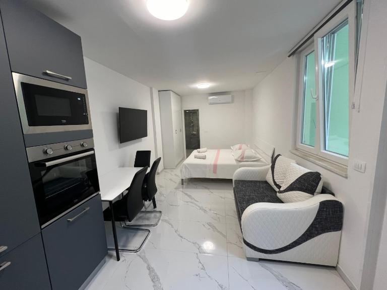 New Comfort Studio Apartment - B&B Dugi Rat