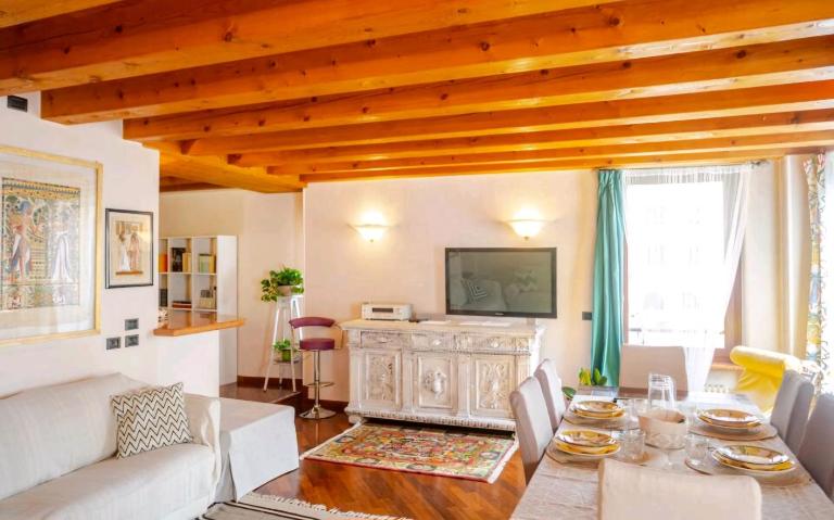 Piccolo Mondo Antico - B&B Verona