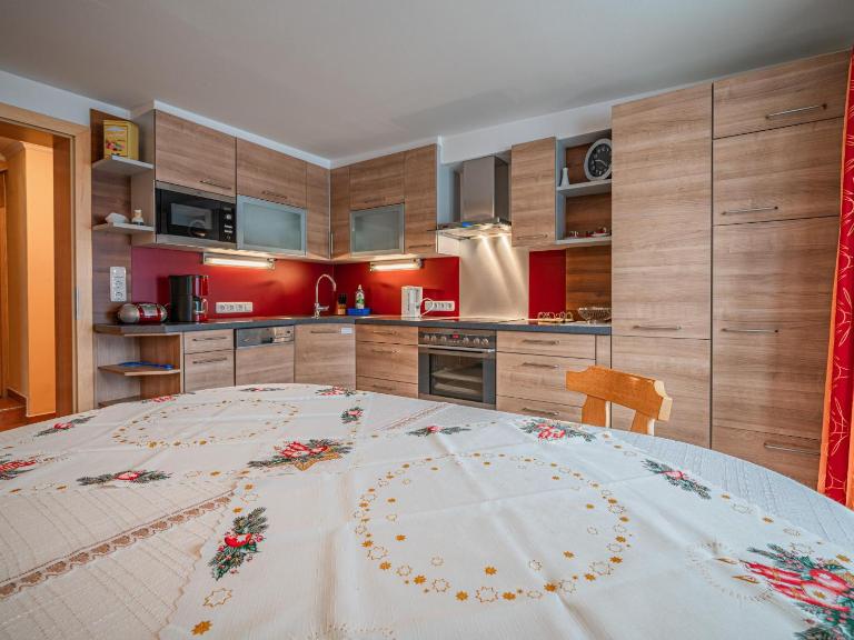 Haus Christine - Ferienwohnung Niedernsill