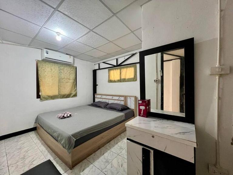 TheCube#Private#Aircon#Cheap#Cozy@city - B&B Chiang Mai