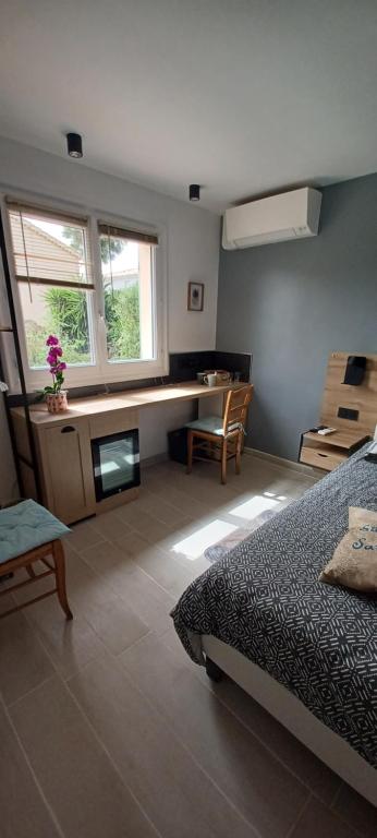 Chambre climatisée indépendante 300m mer - Chambres d'hôtes Six-Fours-les-Plages