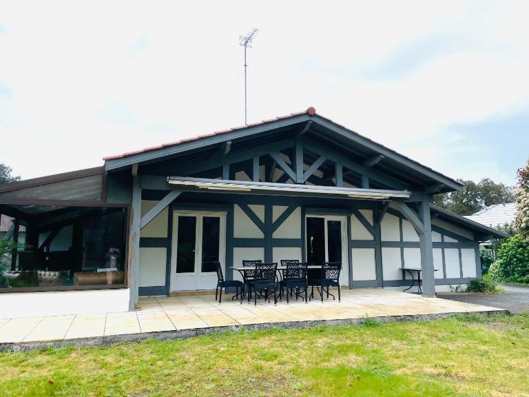 Chalet entre océan et foret au calme - B&B Ondres