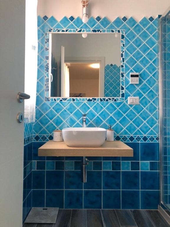 Blu House Of Emi Appartamento con posto auto - B&B Alguer