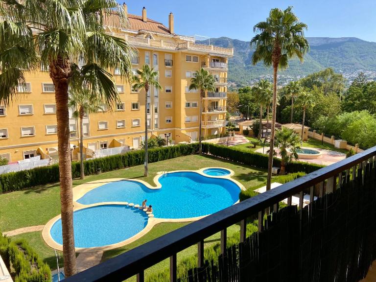 Bonito apartamento en Denia con piscina y vistas - Ferienwohnung Denia