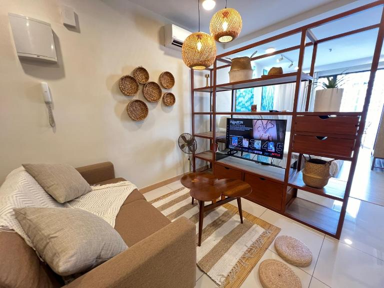 VitaminSEA3 Seaview 6PAX Studio Netflix A-8-13A - Bed and Breakfast Kuantan