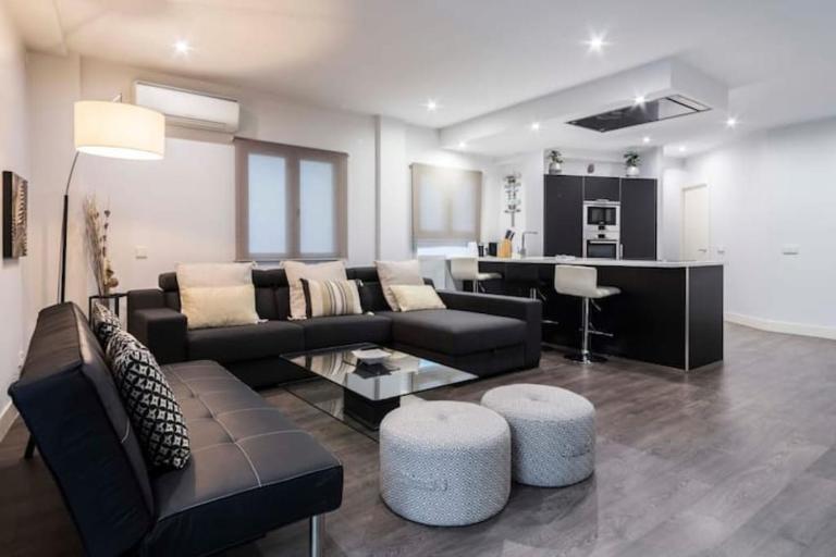 Modern flat in the city center - Madrid SEG - B&B Madrid