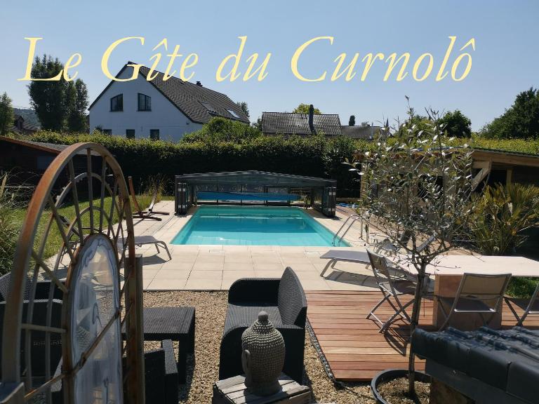 Gîte coquet 2 chambres, 2 salles de douches avec piscine, spa - B&B Namur