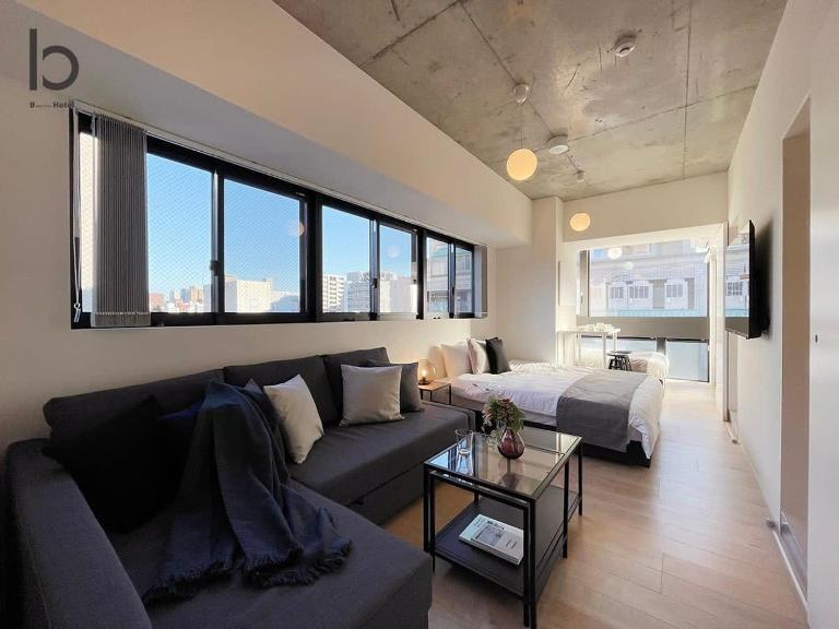 b hotel Nekoyard - Cozy Studio Near Peace Park & City Center - B&B Hiroshima