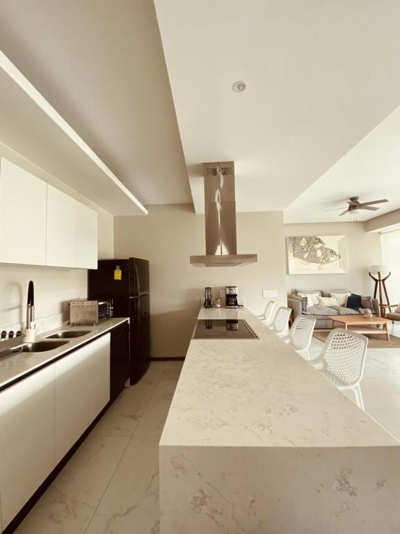 Chic 3BR Home in Luxury Condominium by the sea - Ferienwohnung Nuevo Vallarta