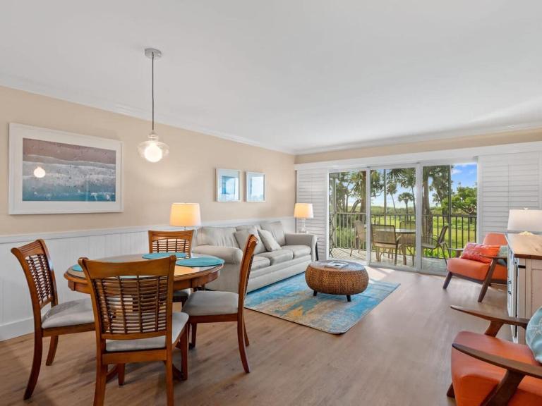 Beach Villa 2216- Captiva One Bedroom Deluxe Beachfront Residence - B&B Captiva
