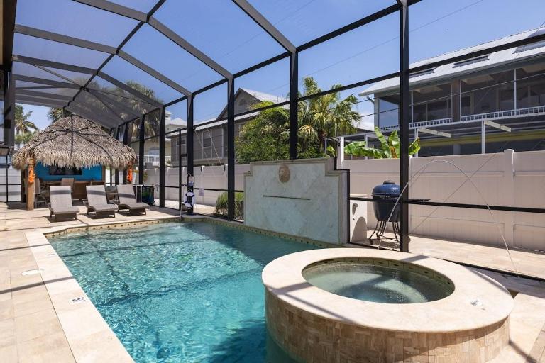 Gorgeous 2BR Residence with Pool and Spa at Margarita Mansion - B&B Fort Myers Beach