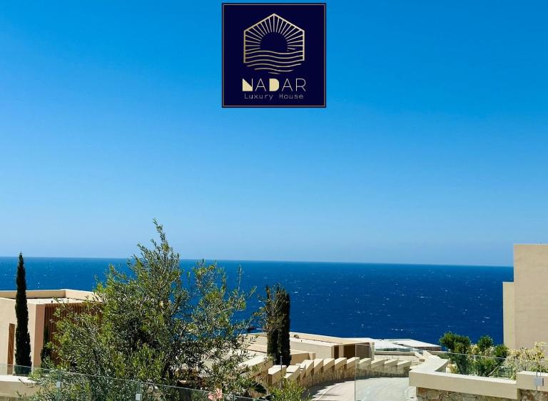 NaDar Luxury House - Green Coast - Bed and Breakfast Himarë