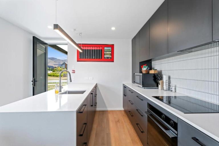 Alpine Escape - B&B Wanaka