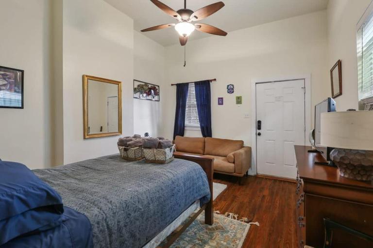 CUTE QUIET MID-CITY STUDIO - Central Location - B&B New Orleans