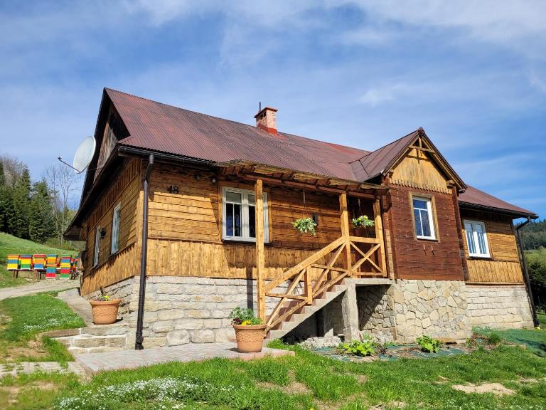 Stary Dom z Piwnicą - B&B Krynica-Zdrój