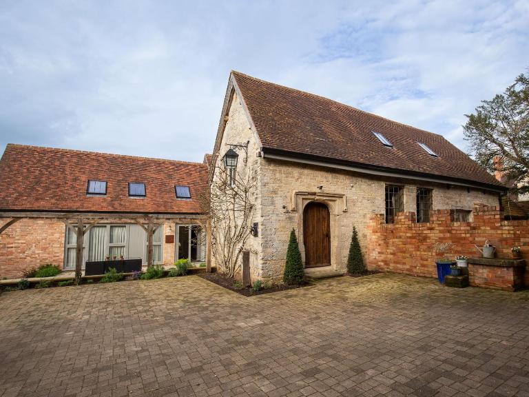 The Barns at Holy Well - Chambres d'hôtes Southam