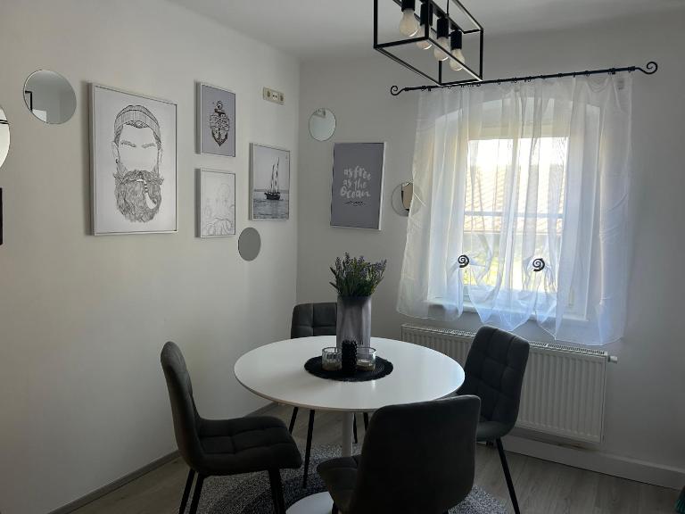 FarawayHomes Studio Schwertberg #4 - Ferienwohnung Schwertberg