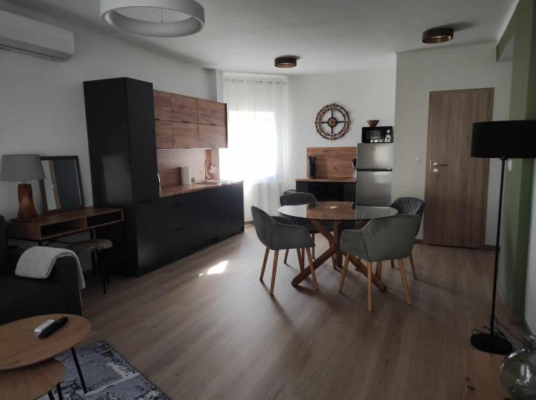 Centrum Apartman 2 - Ferienwohnung Köszeg