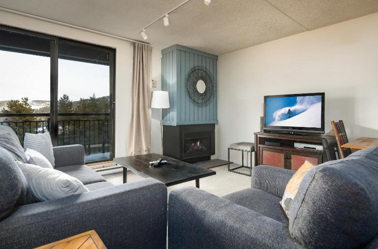 Trails End Easy Rest Condo: Ski In/Out, Stroll To Main Street - B&B Breckenridge