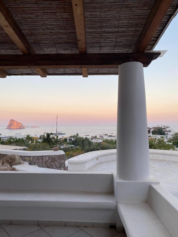 Villa Katy - B&B Panarea