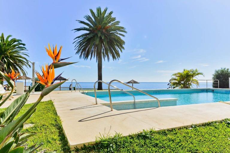 Acapulco Playa - Chambres d'hôtes Nerja